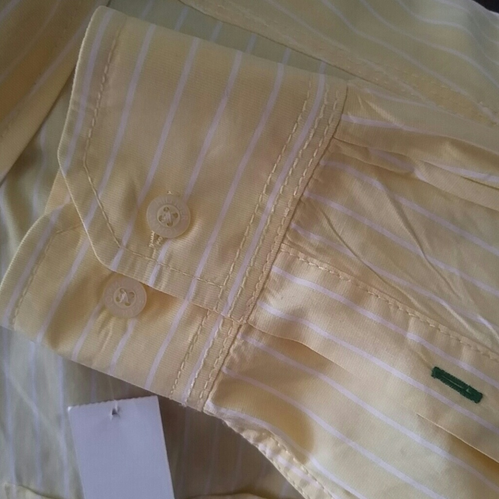 Shirt - Picture 4 of 8